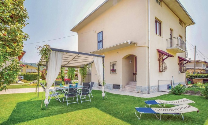 Gozzano House | 3 bedroom stunning home in gozzano (no)