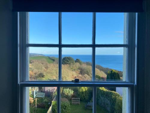 Strete House | 3 bedroom stunning house with garden and amazing sea views