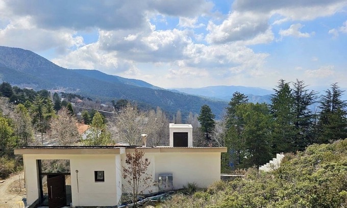 Prodromos Villa | 3-bedroom villa in charming Prodromos 1400 above sea level with sauna, WiFi