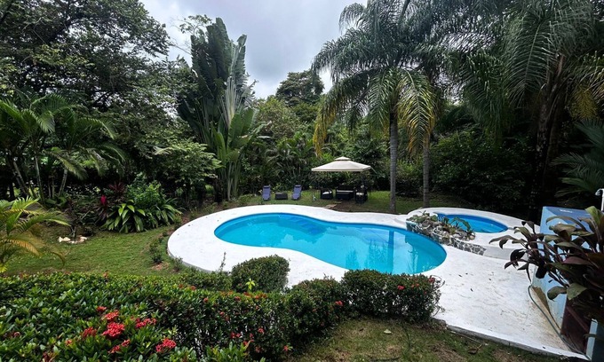 Montezuma Villa | 3-bedroom villa in enchanting Montezuma with AC, and WiFi. Big Tropical Pool