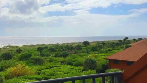 Sanibel House | 3-Bedroom Villa with Breathtaking Gulf Views & Rooftop Sundeck - Private Beach