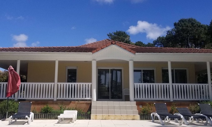 Lacanau-Ocean House | 3-bedroom villa with private pool on the golf course