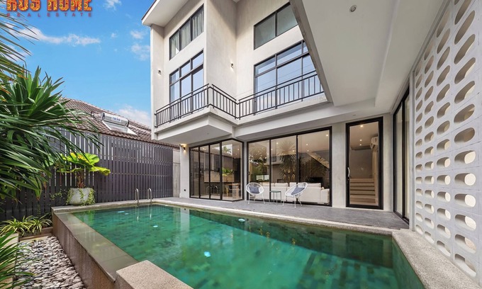 Choeng Thale Villa | 3-Bedroom Wallaya pool villa in Bangtao