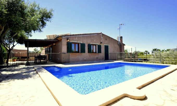 Manacor Cottage | 3 bedrooms, 1 bathroom, 1 toilet, pool, beautiful garden with lawns, panoramic view of Manacor