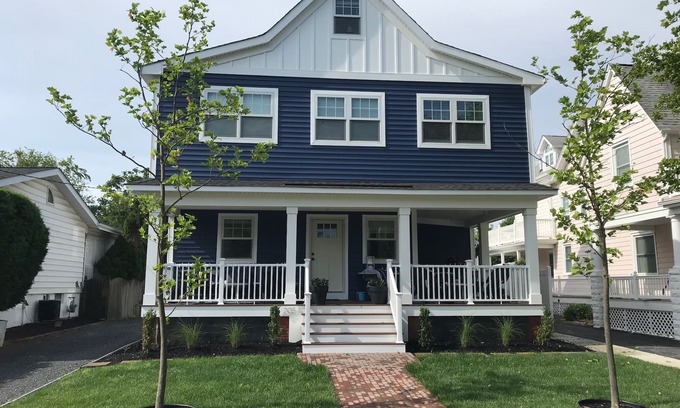 Wall Apartment | 3 Bedrooms Apartment In Belmar