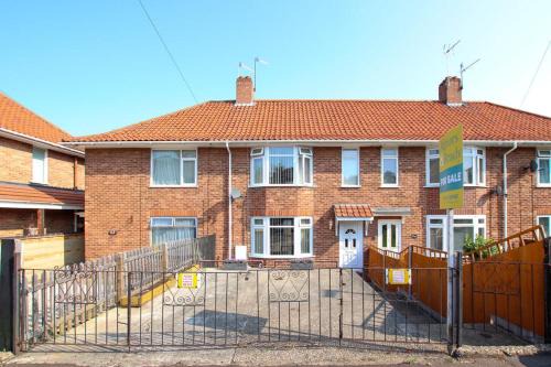 Norwich House | 3 bedrooms Sleeps 8 Self Catering House Near Norwich City Centre And UEA