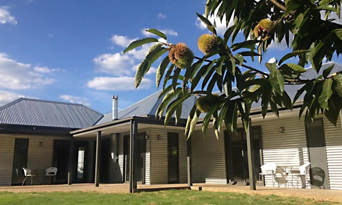 Bright House | 3 Bells Alpine Cottage