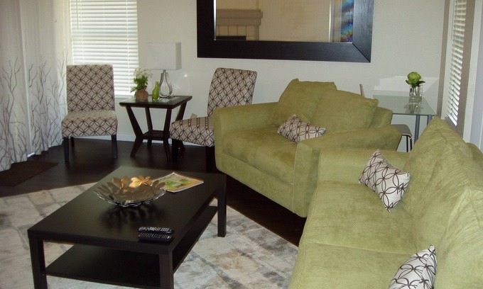 San Antonio House | 3 BR/2BA & 2 Spacious LR/Dining Room-Open Floorplan house. Quiet neighborhood