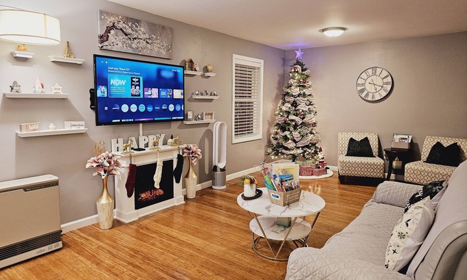 South Burlington House | 3 BR home near I-89, BTV, UVM & Malls