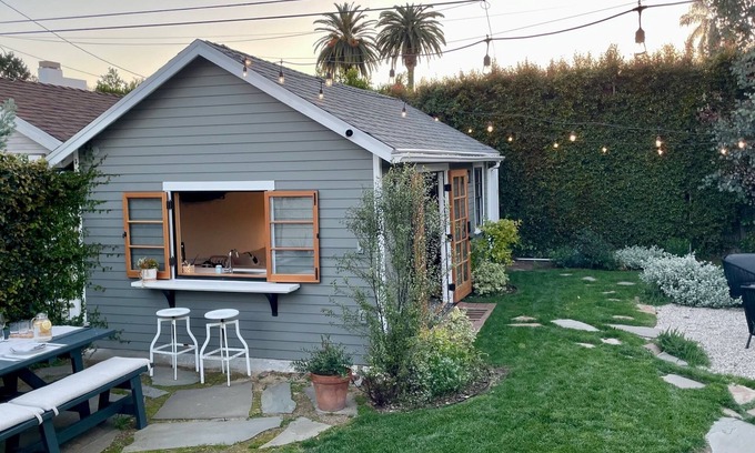 Larchmont House | 3-BR house + Casita in Larchmont Village in LA - very walkable & central