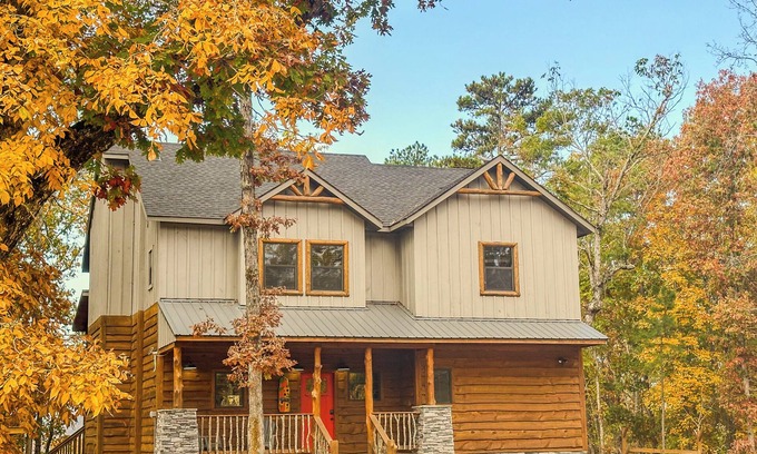 Jasper Cabin | 3 BR Luxury Cabin & Hot Tub near Buffalo River!
