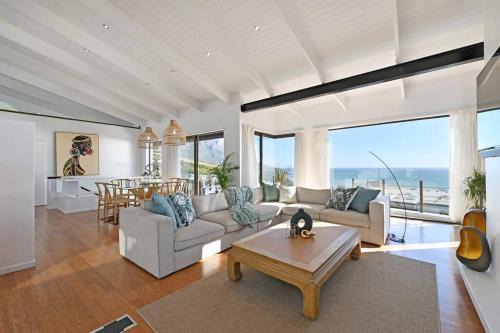 Camps Bay Villa | 3 Elements - Camps Bay Luxury Villa