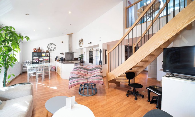 Le Boulou Apartment | 3* family duplex near the sea, Spain and the mountains. Pets allowed