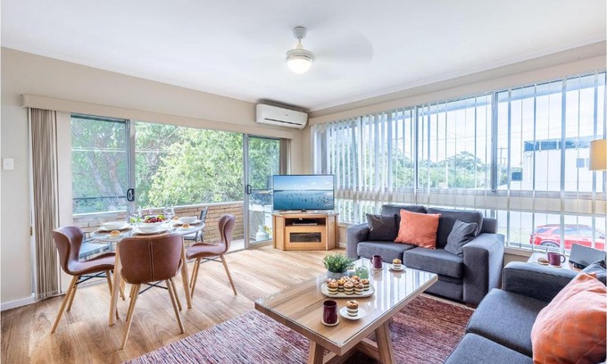 Fingal Bay Apartment | 3 Fingal Court