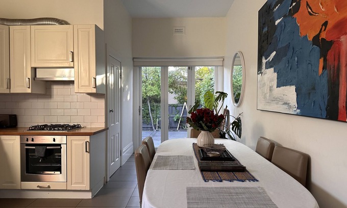 Armadale North House | 3 GrandKing executive Art living house
