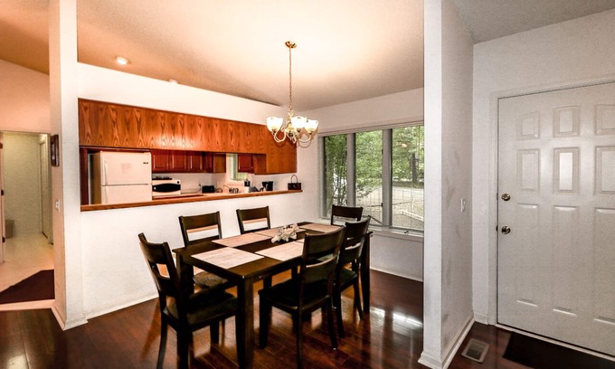Hot Springs Village House | 3 Herradura Place - Enjoy golf, fishing, swimming, tennis and hiking trails in