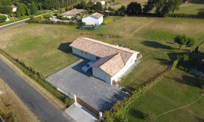 Le Porge House | 3* house, peaceful vacation close to the ocean