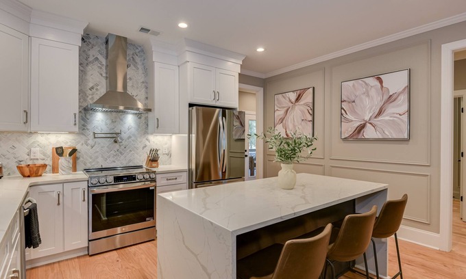Augusta House | 3 King Suites - Brand New Luxury Home in Augusta