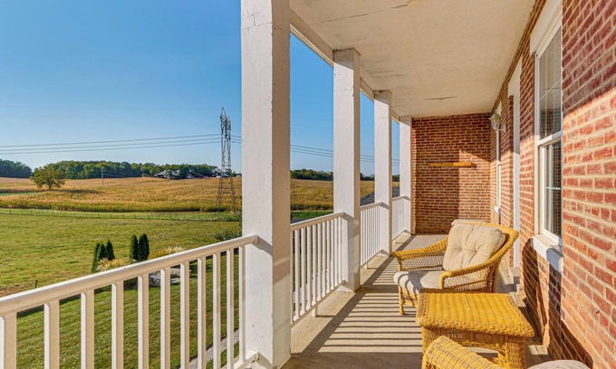 Boonsboro House | 3 Mi to Antietam: Historic Family Home on a Farm