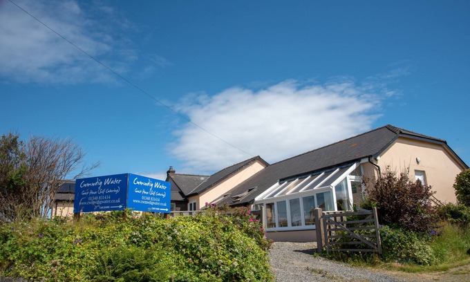 St Brides House | 3 minutes drive to Abereiddy & the blue lagoon.