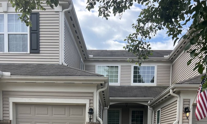Latonia Condo | 3 minutes from downtown Cincinnati beautiul 2100 sq foot condo with balcony.