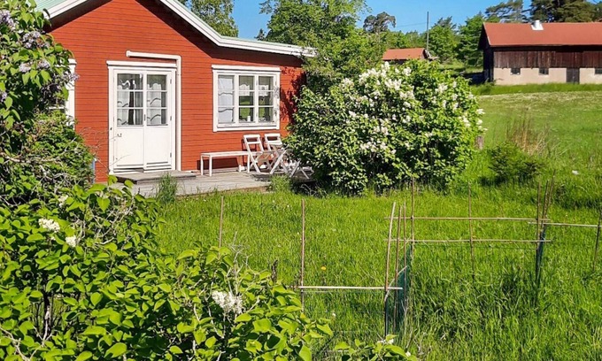 Gallnoby House | 3 person holiday home in Gällnöby