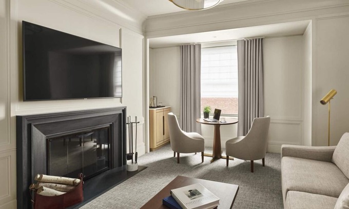 Back Bay East Hotel | 3 Pet-friendly Units! Few Minutes Drive to Bay Village Neighborhood Park