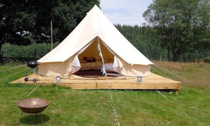 Christchurch RV Rental | 3,Quiet site:own kitchen/bathroom*logfire*electric