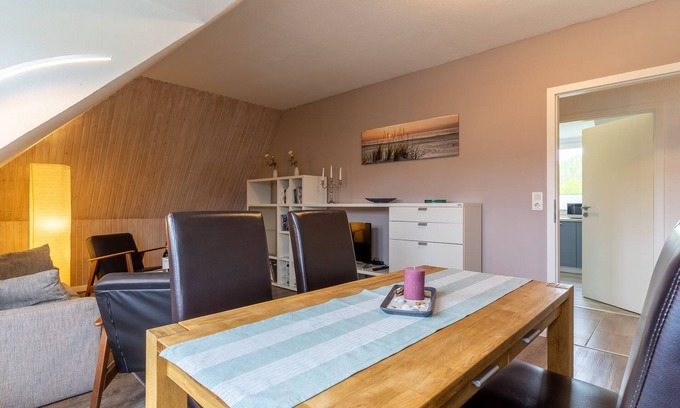 Tating Apartment | 3-room apartment on the 1st floor of a detached house with infrared cabin and balcony.
