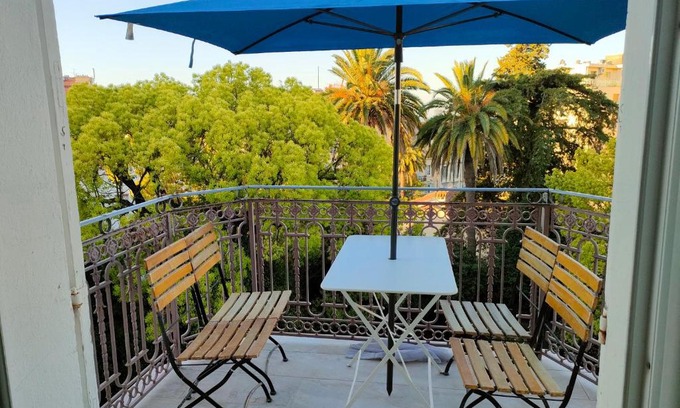 Prado - Republique Apartment | 3 rooms, 2 bathrooms, in a villa. Lightfull, quiet and charm