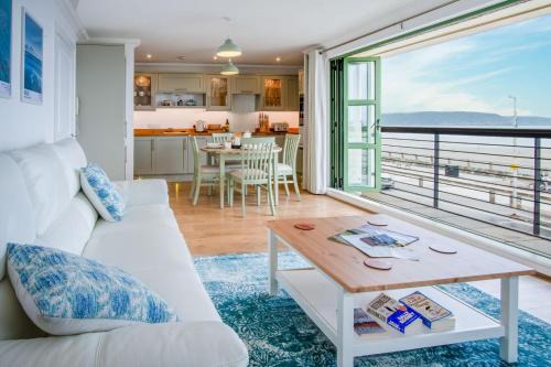 Little Haven Apartment | 3 St Brides Bay View - 3 Bedroom - Broad Haven