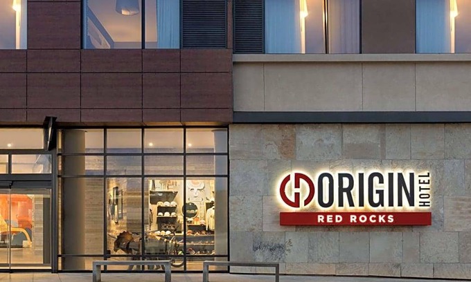 Golden Hotel | 3-Star Hotel ∙ Origin Red Rocks, a Wyndham Hotel