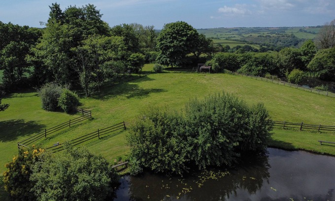 Callington Cottage | 3 Stunning lakeside cottages with indoor pool/hot tub + outdoor hot tub, fishing