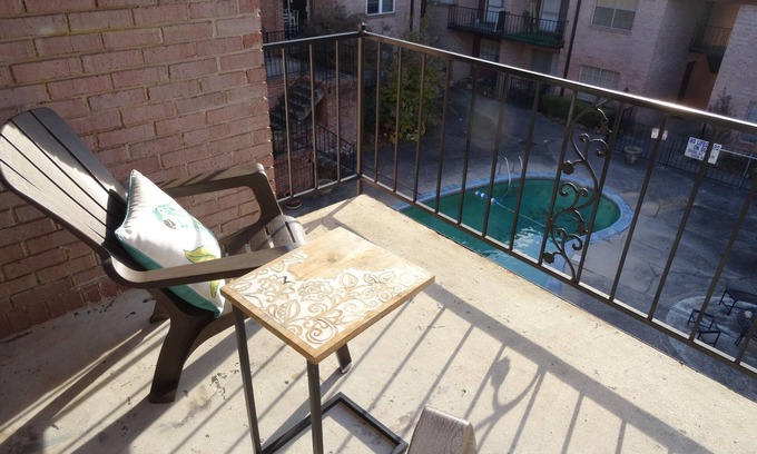 Five Points South Condo | #3 UAB KING SUITE+2 MIN WALK TO RESTAURANT
