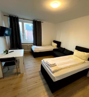 Neumuenster Apartment | 3-Zimmer Monteurwohnung mit Balkon