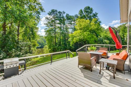 Demorest House | 30 Acres and Pond North Georgia Mtn Farmhouse