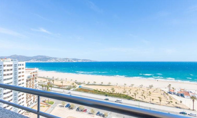 Empuriabrava Apartment | 30 m² Apartment ∙ 1 bedroom ∙ 2 guests