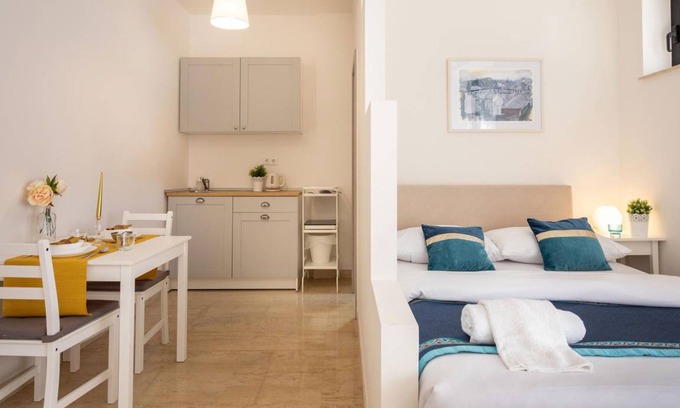 Zagreb Apartment | 30 m² Apartment ∙ 4 guests