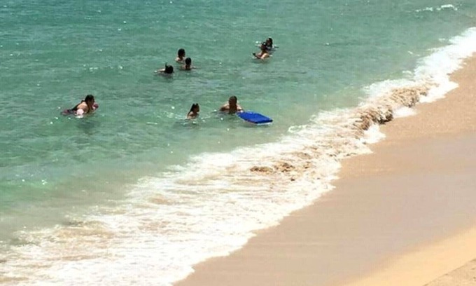 Waianae House | 300 ft from shoreline, next to entry for Waianae Pililaau Rec Center/Restcamp.
