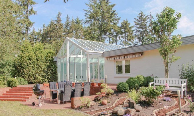 Bordelum House | 300 m² House ∙ 3 bedrooms ∙ 6 guests