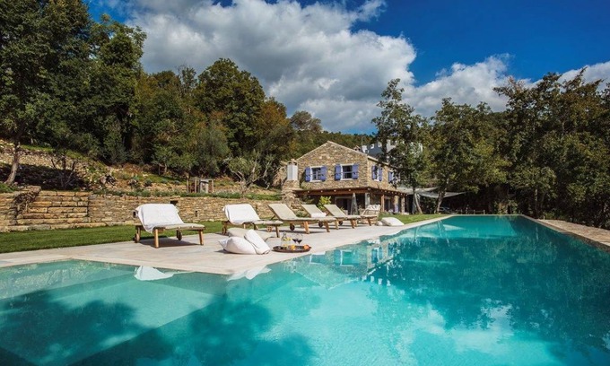 Groznjan House | 300 m² House ∙ 3 bedrooms ∙ 8 guests
