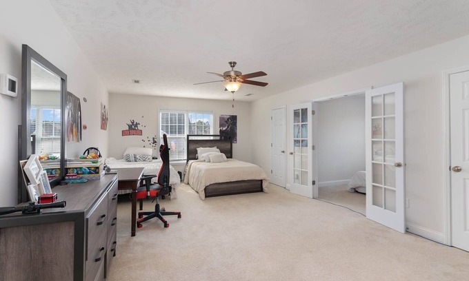 Olivia House | 3000 sq ft house with luxuries & plenty of space for everyone!