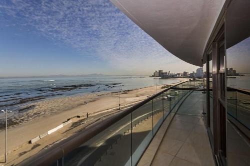 Strand Apartment | 302 Ocean View