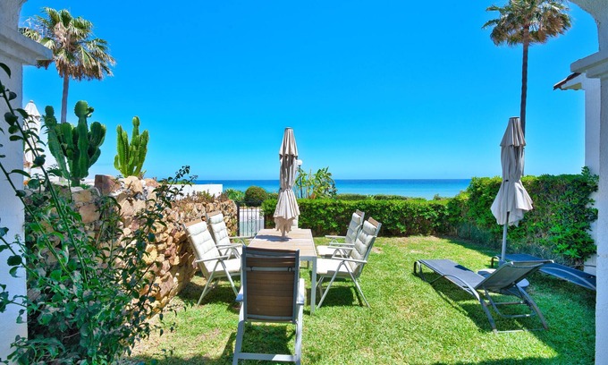 Manilva Ski Chalet | 3133 Beachfront Townhouse