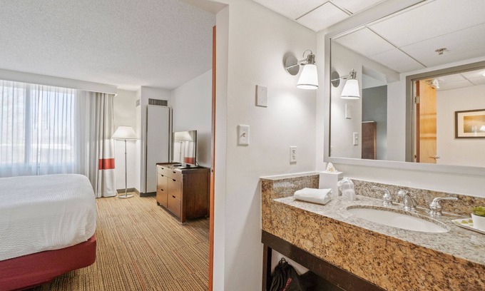 Charlotte Hotel | 315@Loso Hotel