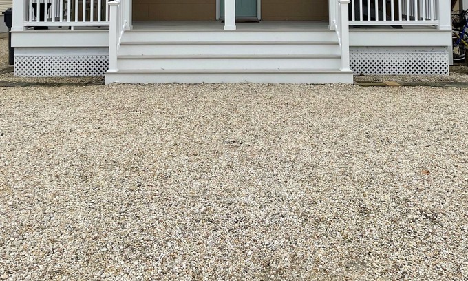 South Beach Haven House | 318 Leeward Ave - Unit 1