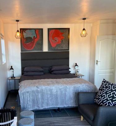 Trawal Apartment | 31Ridge Road