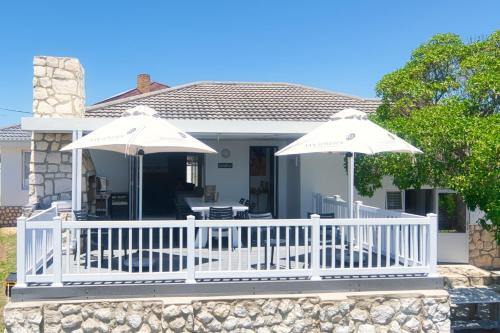 Struisbaai Apartment | 32 Blouvin Street