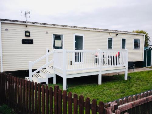Burnham-on-Sea House | 32 Holiday Resort Unity