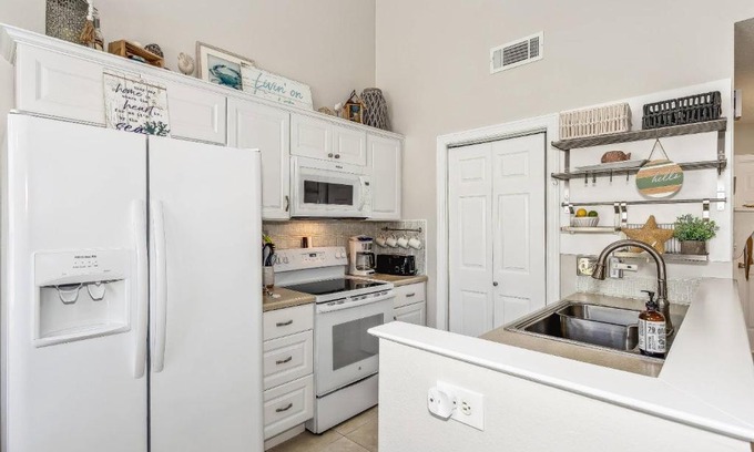 Gulf Breeze House | 3224 Birdseye Circle